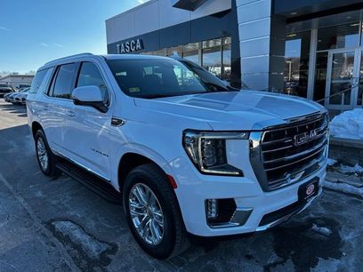 Used 2024 GMC Yukon SLT w/ SLT Luxury Package