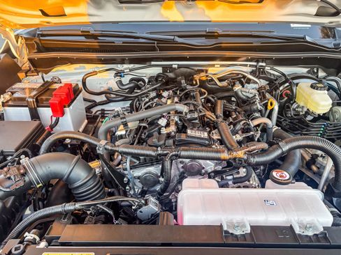 New 2026 Toyota 4Runner SR5 AWD/4WD image 14
