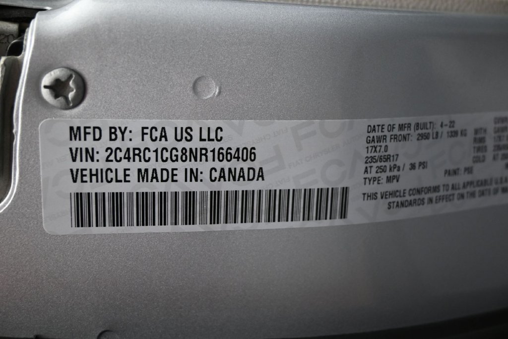 Used 2022 Chrysler Voyager LX FWD image 10