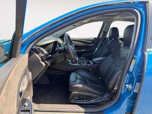 Used 2015 Chevrolet SS RWD image 6