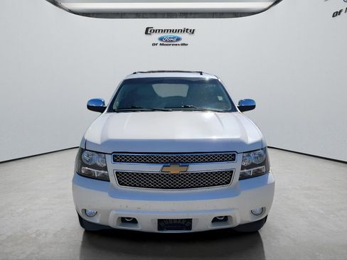 Used 2014 Chevrolet Suburban LTZ AWD/4WD image 2
