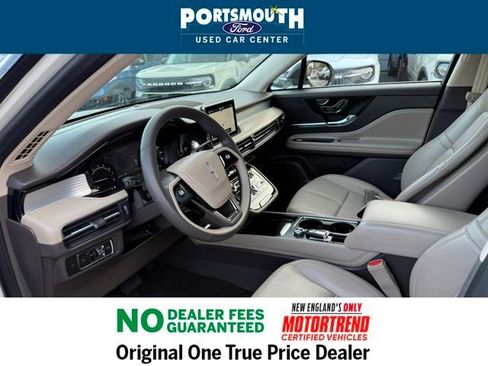 Used 2022 Lincoln Corsair AWD w/ Equipment Group 101A image 4