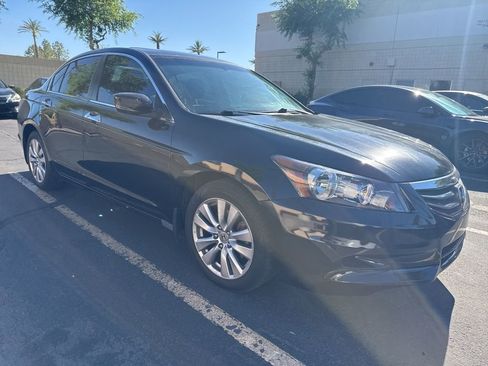 Used 2011 Honda Accord EX-L image 3