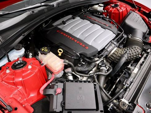 Used 2019 Chevrolet Camaro SS image 17