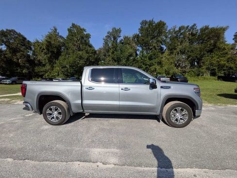 Used 2025 GMC Sierra 1500 SLT AWD/4WD image 2