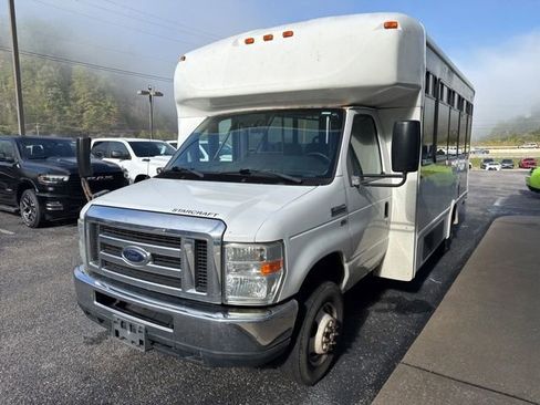 Used 2013 Ford E-350 and Econoline 350 Super Duty w/ Shuttle Bus Prep Pkg image 2