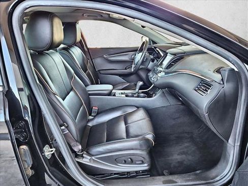 Used 2017 Chevrolet Impala Premier FWD image 19
