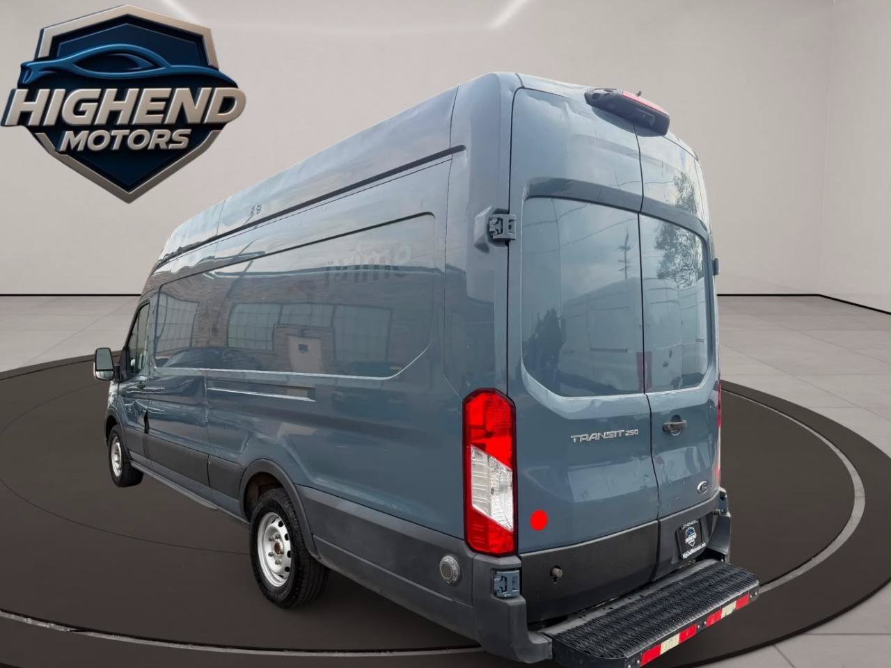Used 2020 Ford Transit 250 148 High Roof Extended RWD image 4