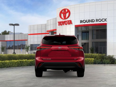 New 2026 Toyota Highlander XLE AWD/4WD image 8