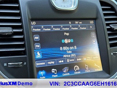 Used 2014 Chrysler 300 image 31