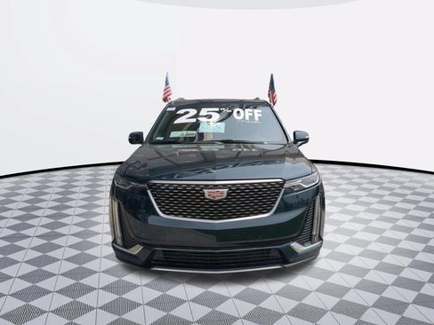 Used 2025 Cadillac XT6 Luxury w/ LPO, Floor Liner Package AWD/4WD image 3