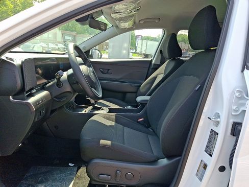 New 2025 Hyundai Kona SEL image 5