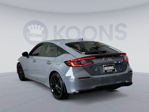Used 2023 Honda Civic Sport image 14