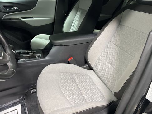 Used 2024 Chevrolet Equinox LT image 25