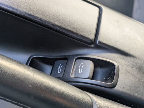 Used 2012 Porsche Boxster image 26