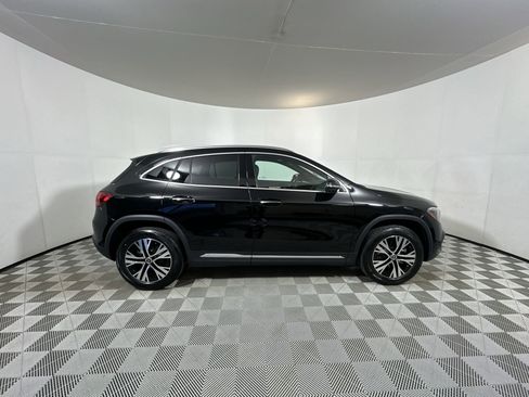 New 2025 Mercedes-Benz GLA 250 4MATIC image 9