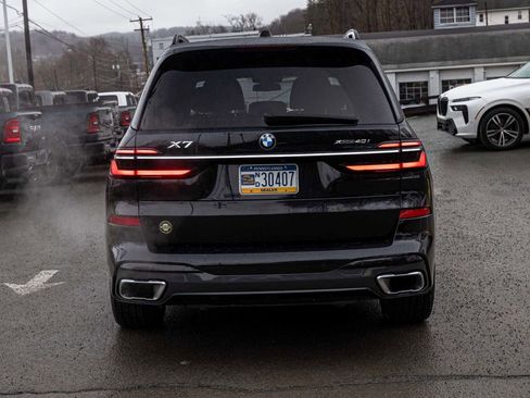 Used 2025 BMW X7 xDrive40i AWD/4WD image 5
