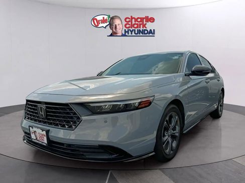 Used 2024 Honda Accord EX-L image 1