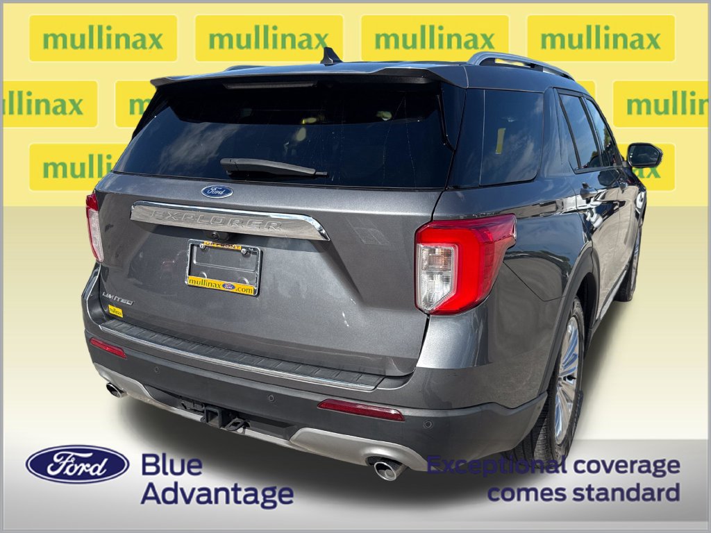 Used 2022 Ford Explorer Limited w/ Equipment Group 301A RWD image 4