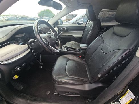 Used 2022 Jeep Compass Limited AWD/4WD image 3