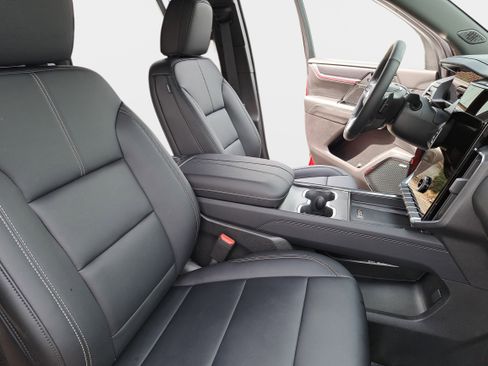 Used 2026 GMC Acadia Elevation w/ Elevation Premium Package image 10