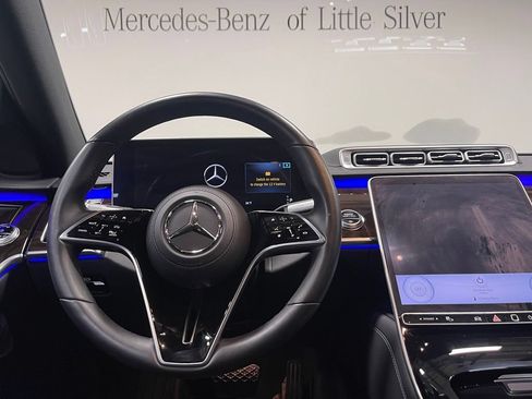 Used 2023 Mercedes-Benz S 500 4MATIC image 31