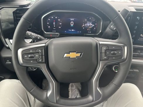 New 2026 Chevrolet Silverado 2500 LTZ w/ LTZ Premium Package AWD/4WD image 13