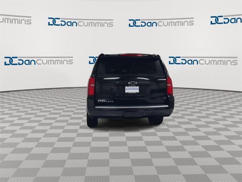 Used 2016 Chevrolet Suburban LTZ image 7