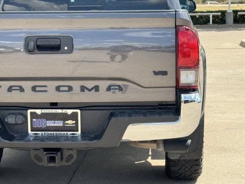 Used 2023 Toyota Tacoma SR5 RWD image 7
