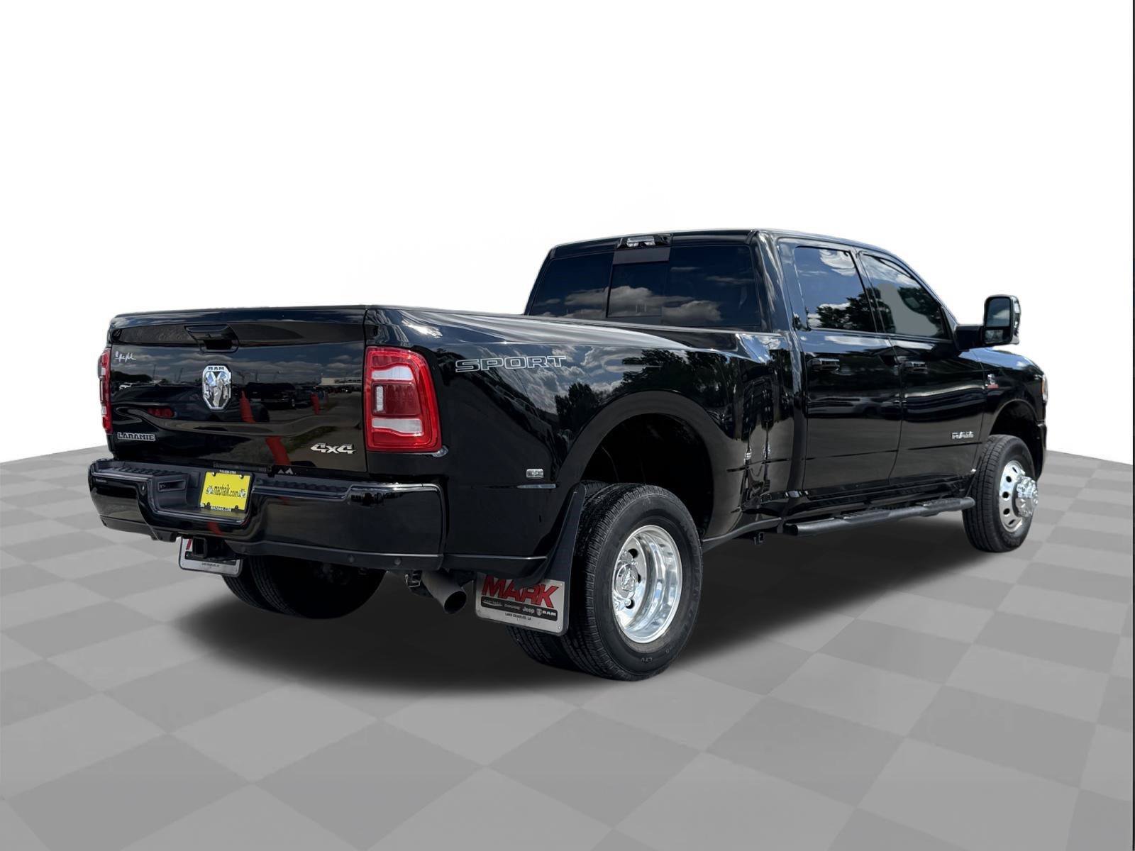 Used 2024 RAM 3500 Laramie w/ Sport Appearance Package AWD/4WD image 5