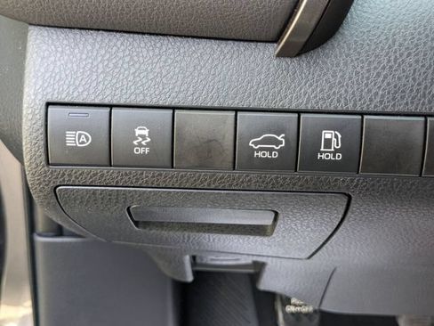 Used 2021 Toyota Camry SE FWD image 24