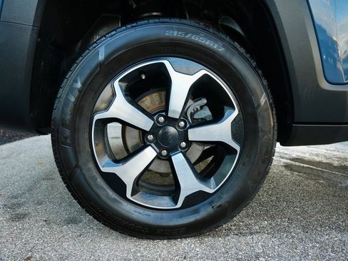 Used 2022 Jeep Renegade Trailhawk image 33