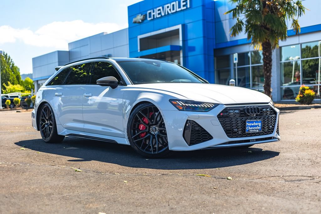 Used 2021 Audi RS 6 w/ Carbon Optic Package AWD/4WD image 1