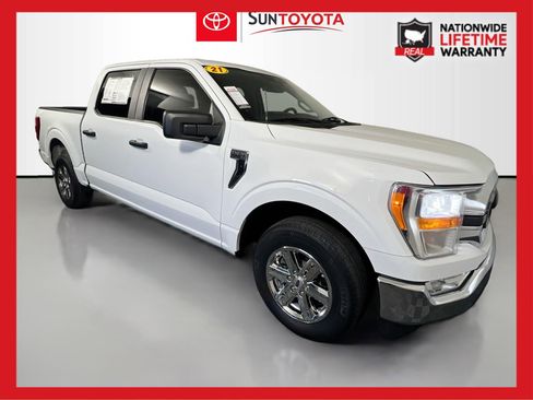 Used 2021 Ford F150 XLT image 1