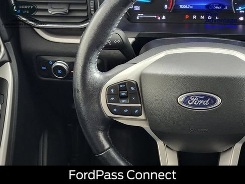 Certified 2022 Ford Explorer XLT w/ Equipment Group 202A AWD/4WD image 28