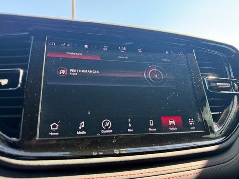 Used 2025 Dodge Durango R/T AWD/4WD image 18