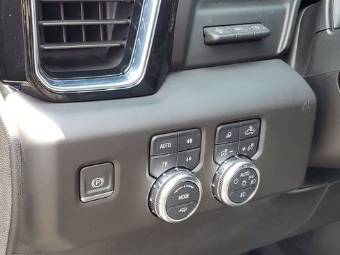 Certified 2024 GMC Sierra 1500 Denali AWD/4WD image 11