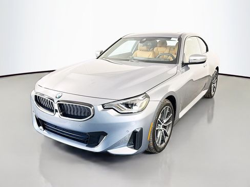 Used 2026 BMW 230i xDrive Coupe AWD/4WD image 4