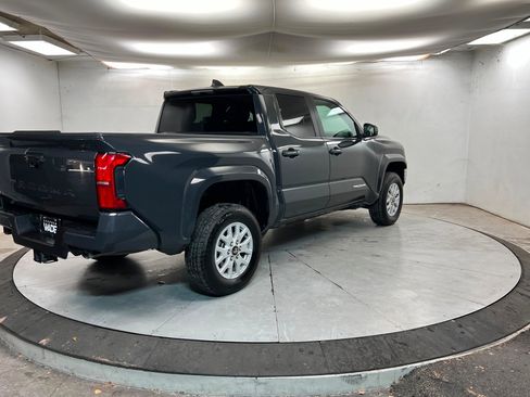 Used 2024 Toyota Tacoma SR5 image 6