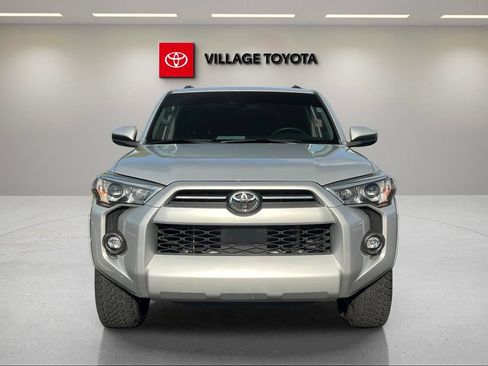 Certified 2022 Toyota 4Runner SR5 RWD image 8