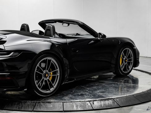Used 2022 Porsche 911 Turbo S image 21