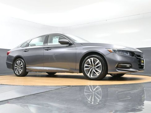 Used 2018 Honda Accord EX image 46