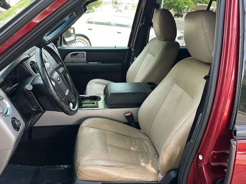 Used 2016 Ford Expedition EL XLT AWD/4WD image 12
