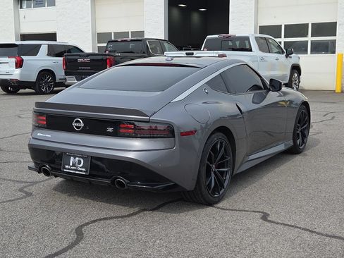 Used 2024 Nissan Z Performance w/ Floor Mat Package RWD image 14