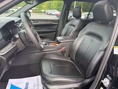 Used 2024 Jeep Grand Cherokee Limited 4xe AWD/4WD image 19