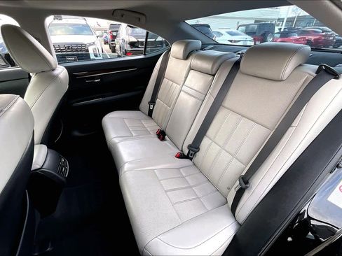 Used 2016 Lexus ES 350 image 34
