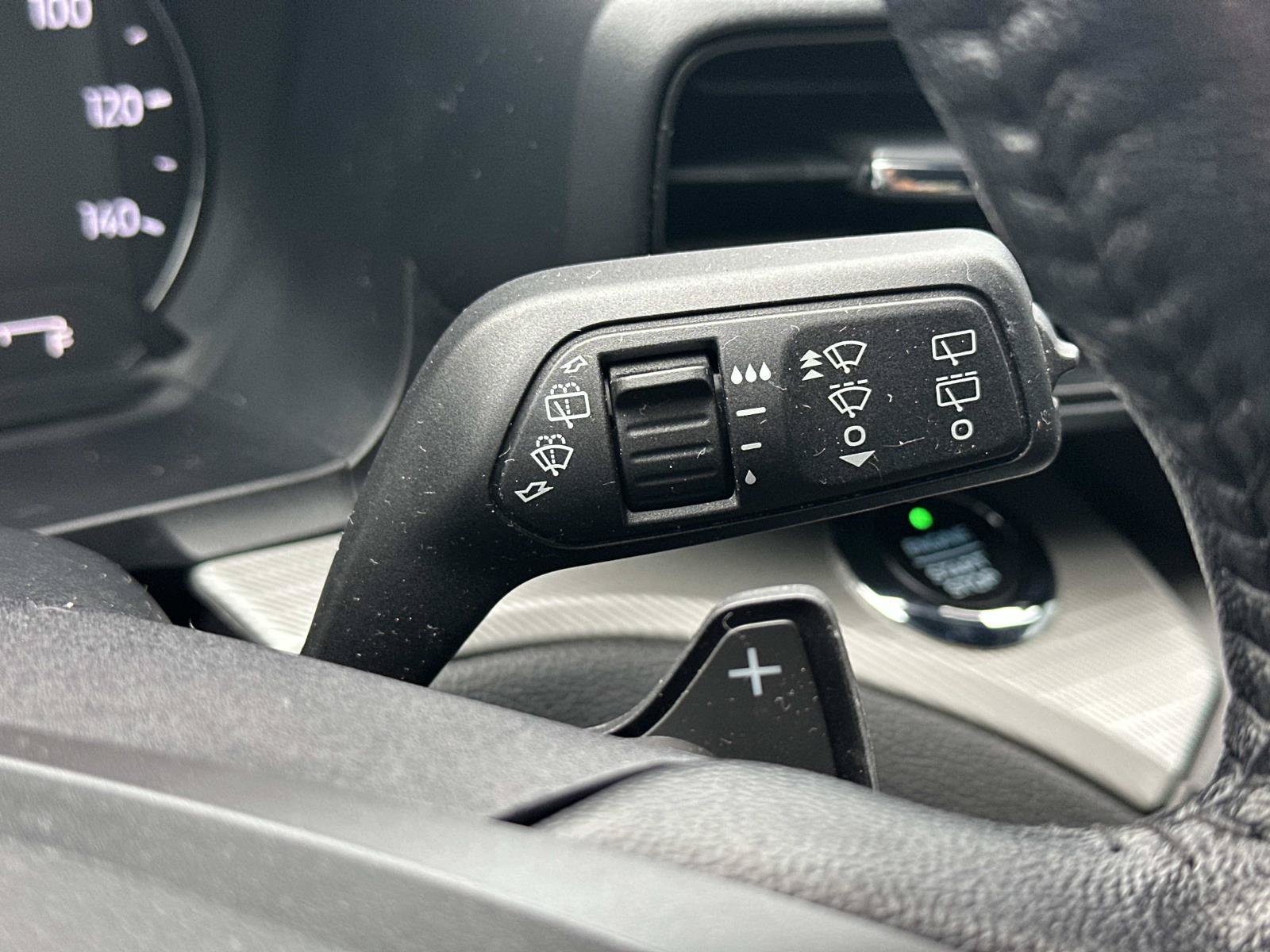 Used 2020 Ford Explorer XLT w/ Comfort Package AWD/4WD image 24