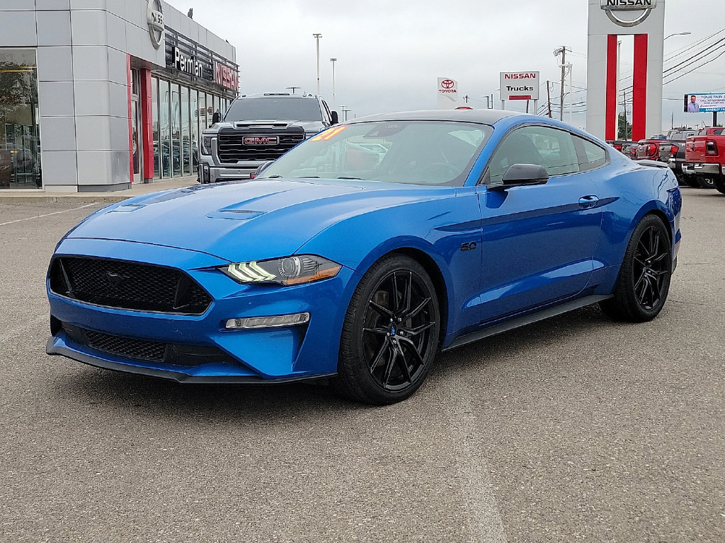 Used 2021 Ford Mustang GT Premium w/ Equipment Group 401A RWD image 6