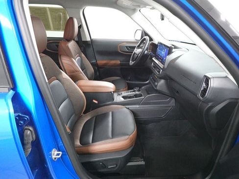 Certified 2025 Ford Bronco Sport Outer Banks w/ Outer Banks Tech Package+ AWD/4WD image 34