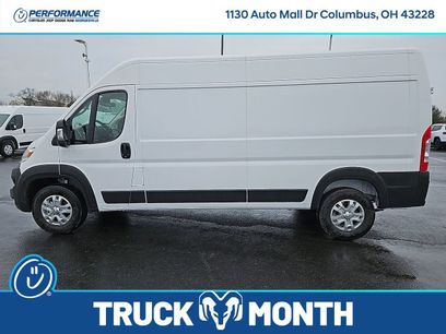 New 2025 RAM ProMaster 2500 w/ Quick Order Package 22G SLT